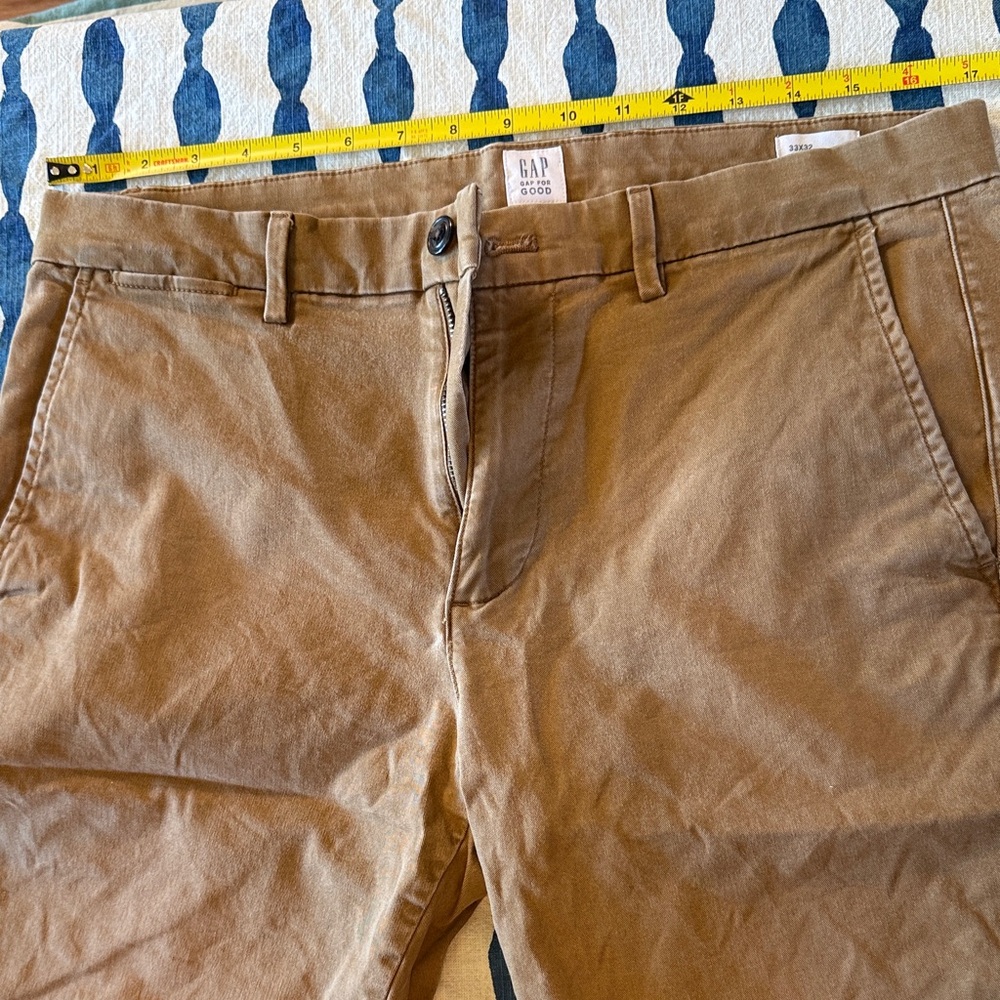 Gap khakis